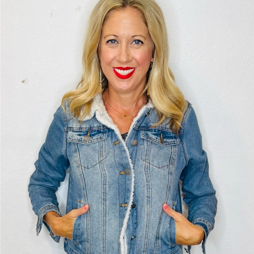 Meet your Posher, Lisa
